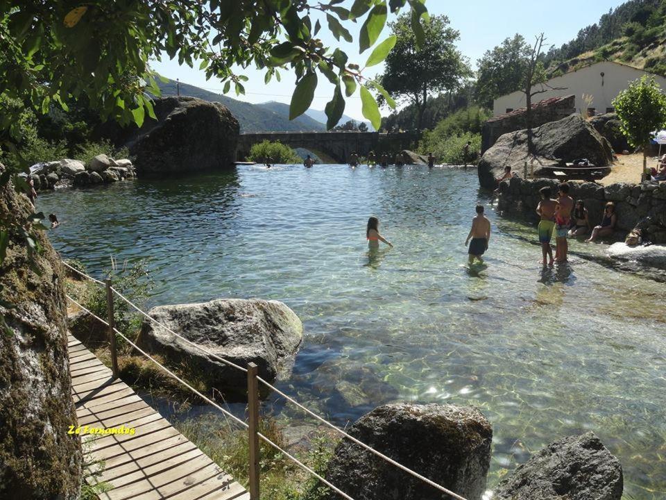 מלון לוריגה Casa Da Fonte Sagrada מראה חיצוני תמונה